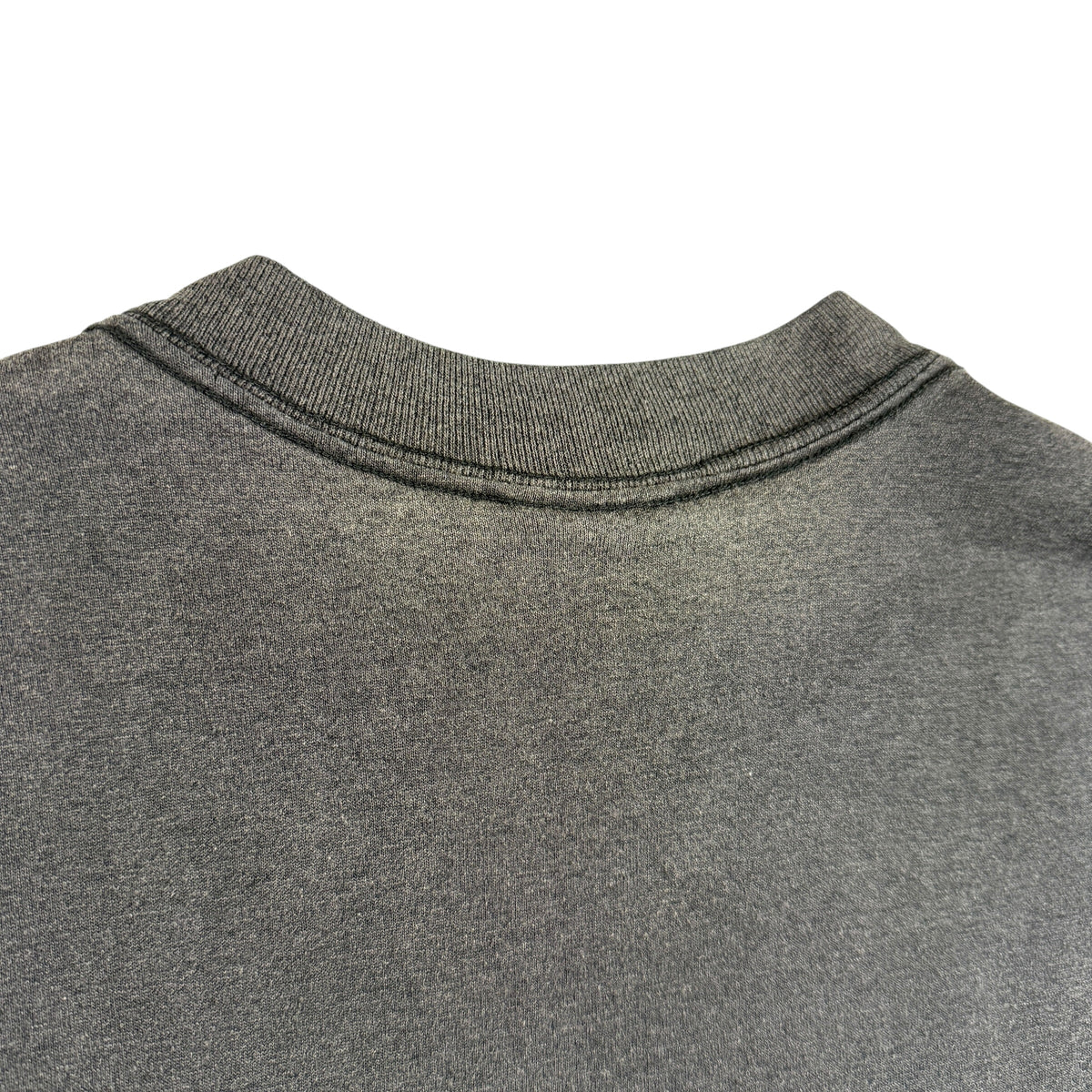 90's Harley-Davidson 3D Emblem LIVE TO RIDE / RIDE TO LIVE イーグル ブラック Tシャツ XL 背面の首元リブ（首まわりの色抜け）