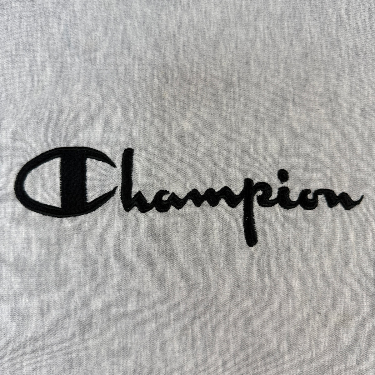 90's Champion リバースウィーブ スクリプトロゴ刺繍 ブラック ラインリブ グレー スウェット L 胸のスクリプトロゴ刺繍（寄り）