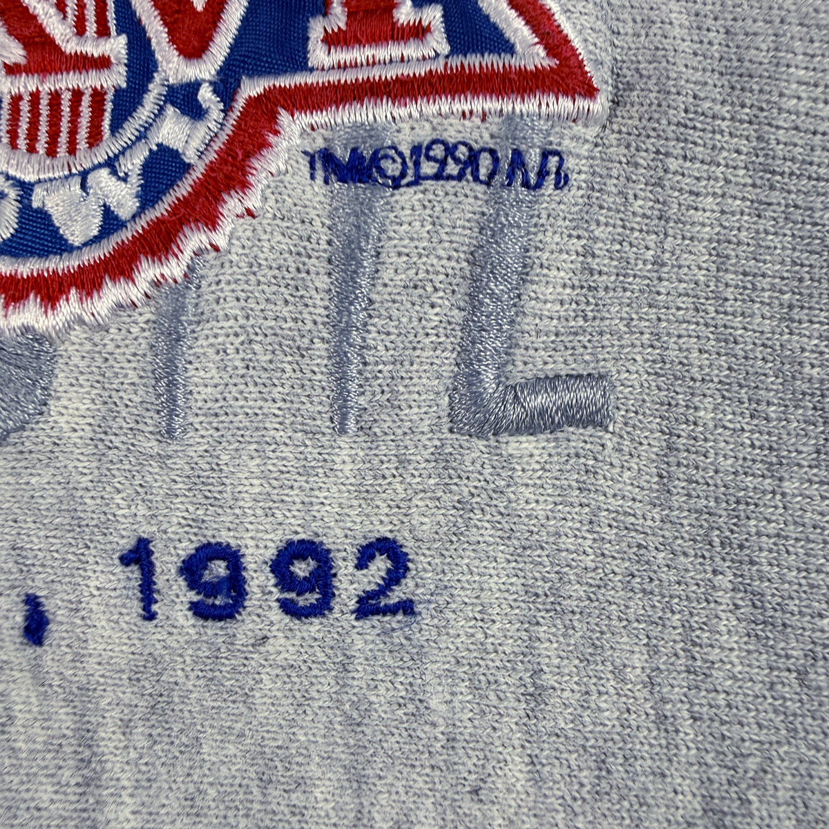 90's Champion リバースウィーブ SUPER BOWL XXVI Twin Cities 刺繍 グレー スウェット XL TM ©1990 と 1992 の刺繍（超寄り）
