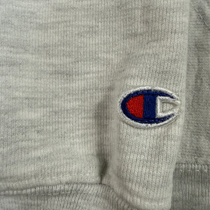 袖の Champion Cロゴ刺繍