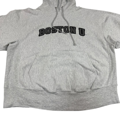 胸の BOSTON U アップリケ 上半身