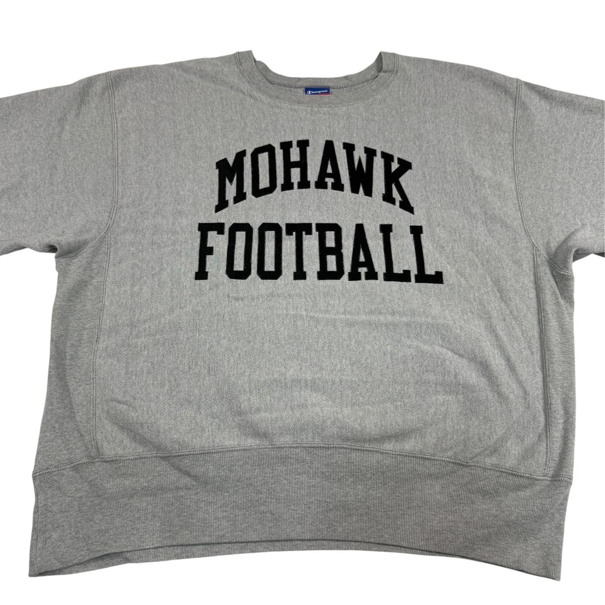 胸の MOHAWK FOOTBALL アップリケ 上半身