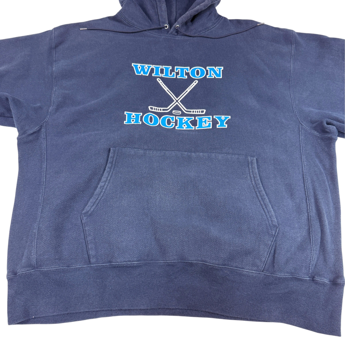 胸の WILTON HOCKEY プリント 上半身