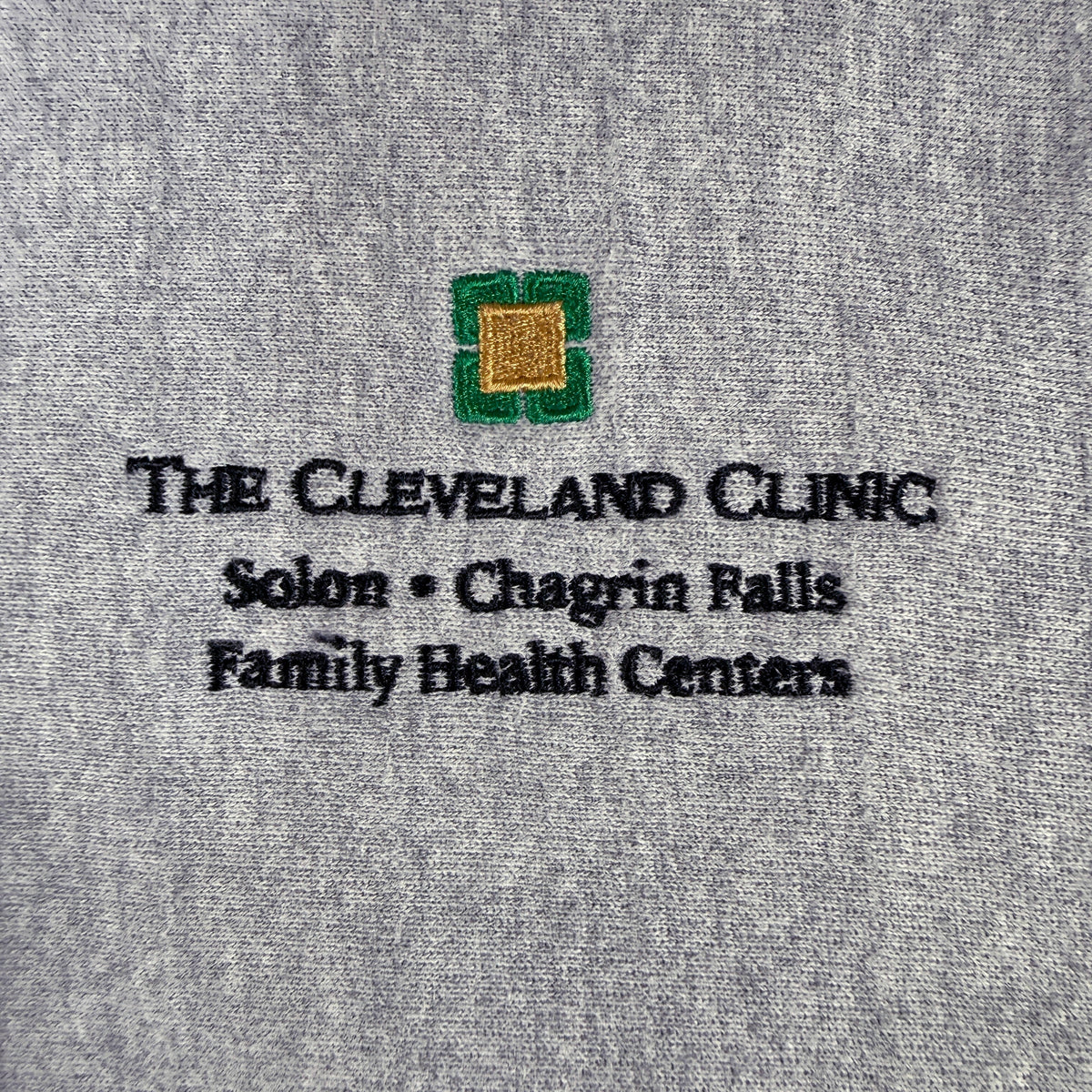 THE CLEVELAND CLINIC Solon Chagrin Falls Family Health Centers 刺繍 超寄り