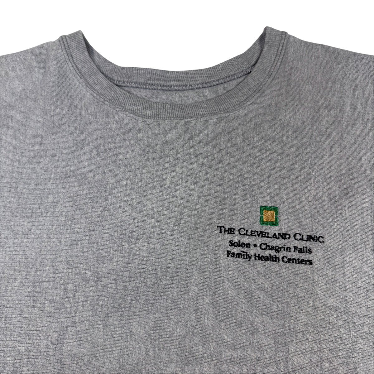 THE CLEVELAND CLINIC 刺繍 寄り