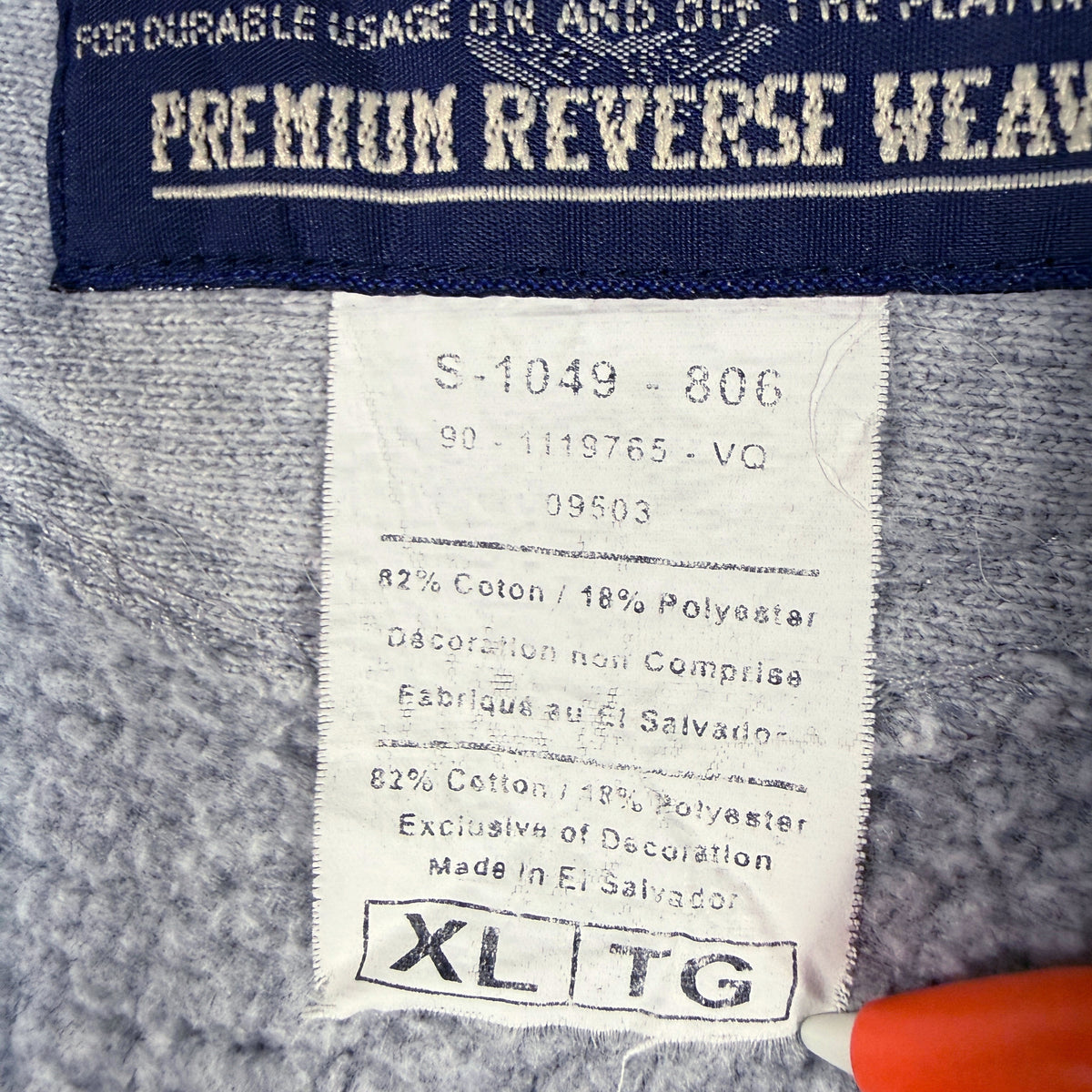 洗濯タグ コットン82% ポリエステル18% MADE IN EL SALVADOR XL