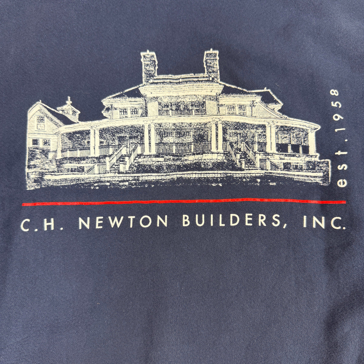 背中のプリント 邸宅のイラストと C.H. NEWTON BUILDERS, INC. est.1958