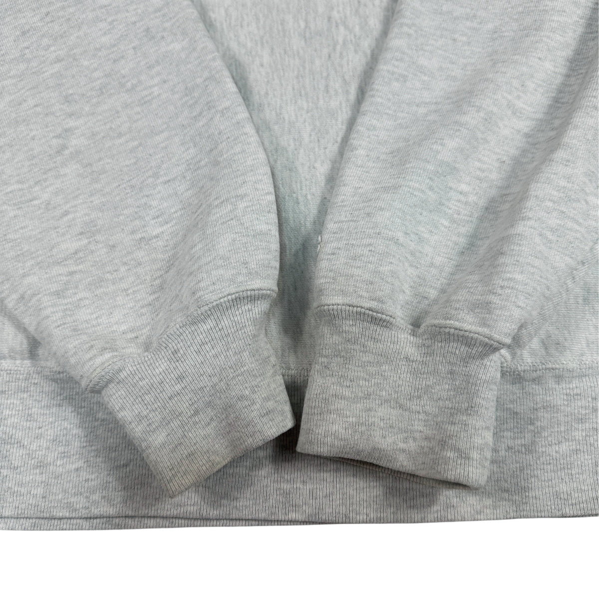 袖口のリブ
