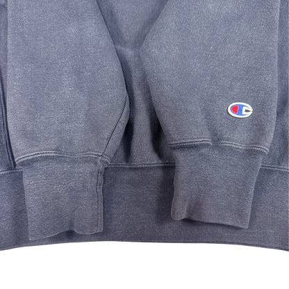 左袖のChampion Cロゴ刺繍と袖口