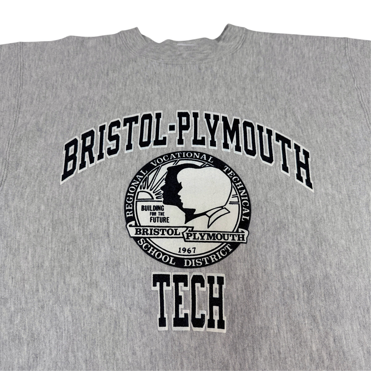 胸の BRISTOL-PLYMOUTH TECH プリント 上半身