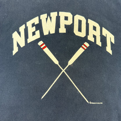 NEWPORT と交差したオールのプリント