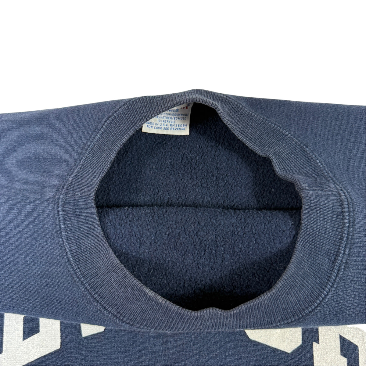 首元の内側 刺繍タグ