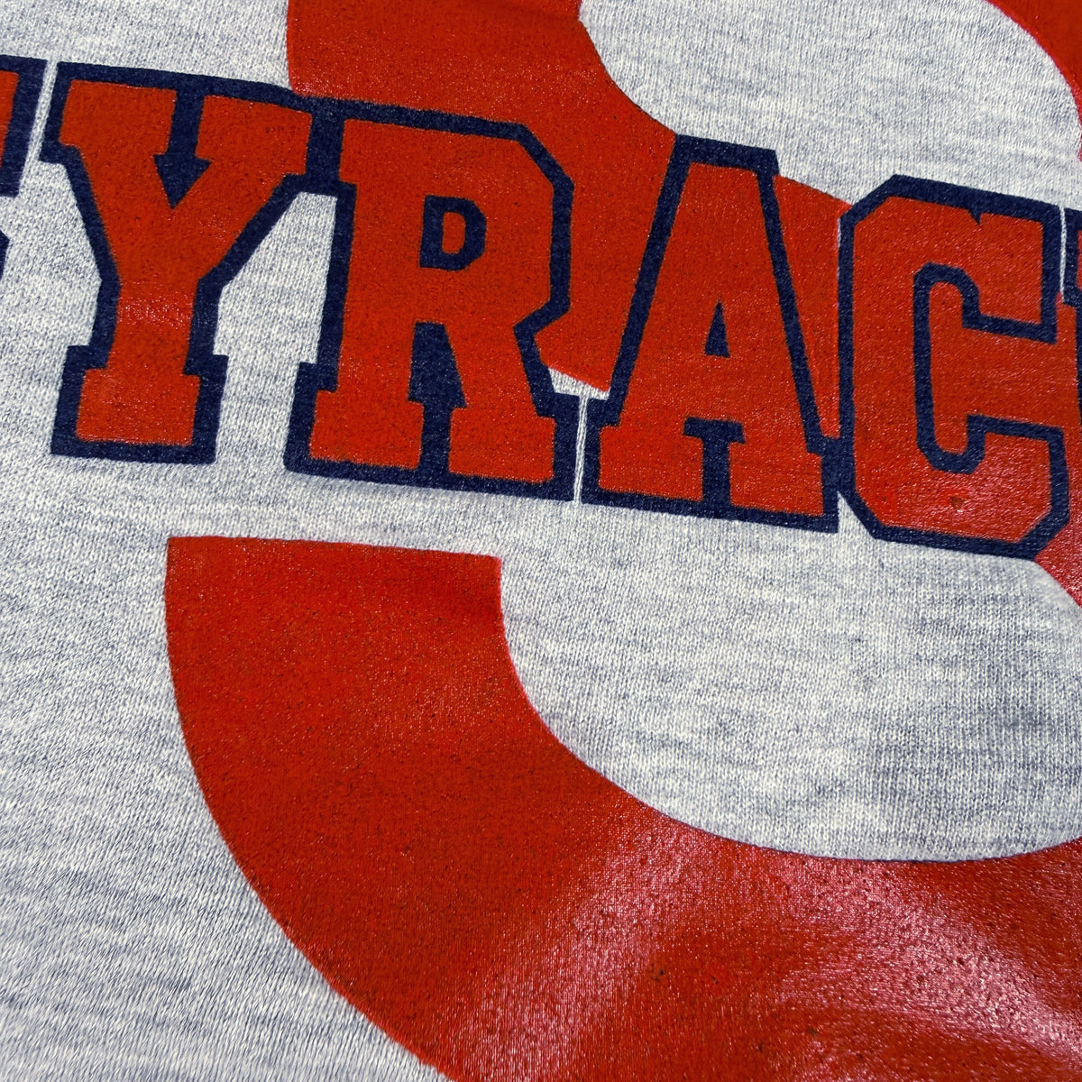 80's Champion ダブルフェイス リバースウィーブ SYRACUSE グレー スウェット XL プリントのひび割れ 接写