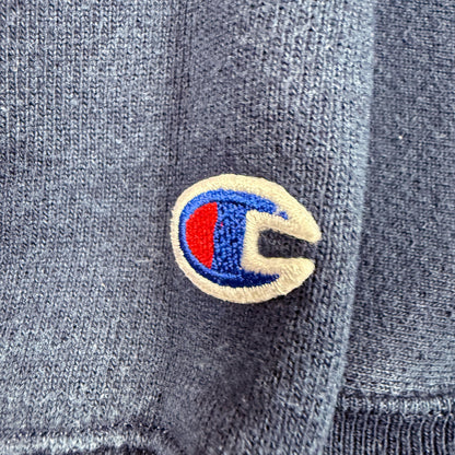 Cロゴ刺繍 寄り