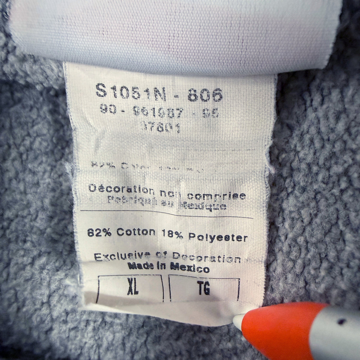 洗濯タグ コットン82% ポリエステル18% Made in Mexico XL TG