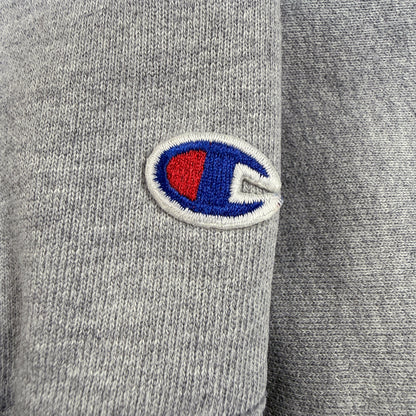 Cロゴ刺繍 寄り