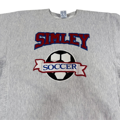 SIMLEY の文字とサッカーボールのワッペン