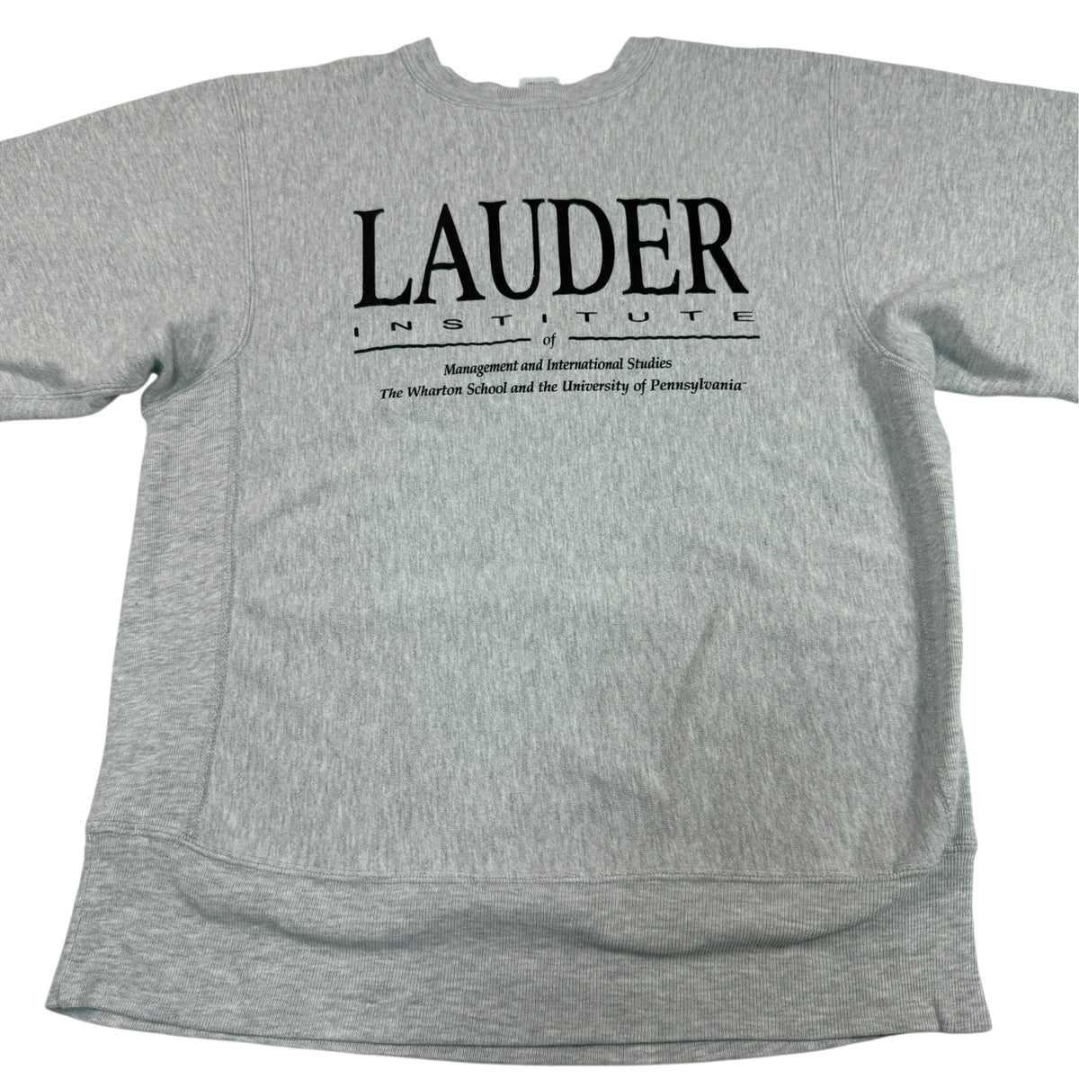 胸の LAUDER INSTITUTE プリント 上半身
