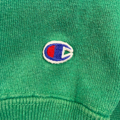 左袖のCロゴ刺繍 拡大