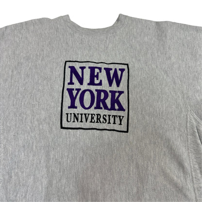 胸の NEW YORK UNIVERSITY 刺繍