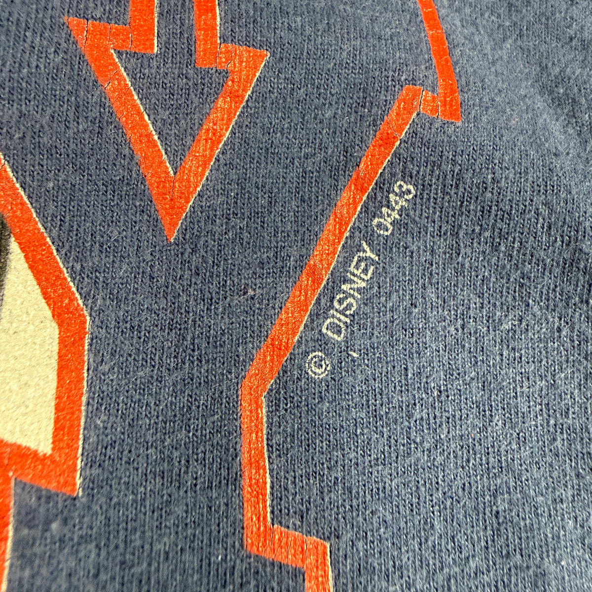 90's MICKEY UNLIMITED ATHLETIC DEPT. ミッキーマウス Tシャツ © DISNEY プリント表記