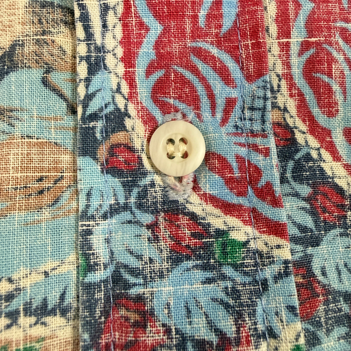 同アロハシャツ ボタン超寄り