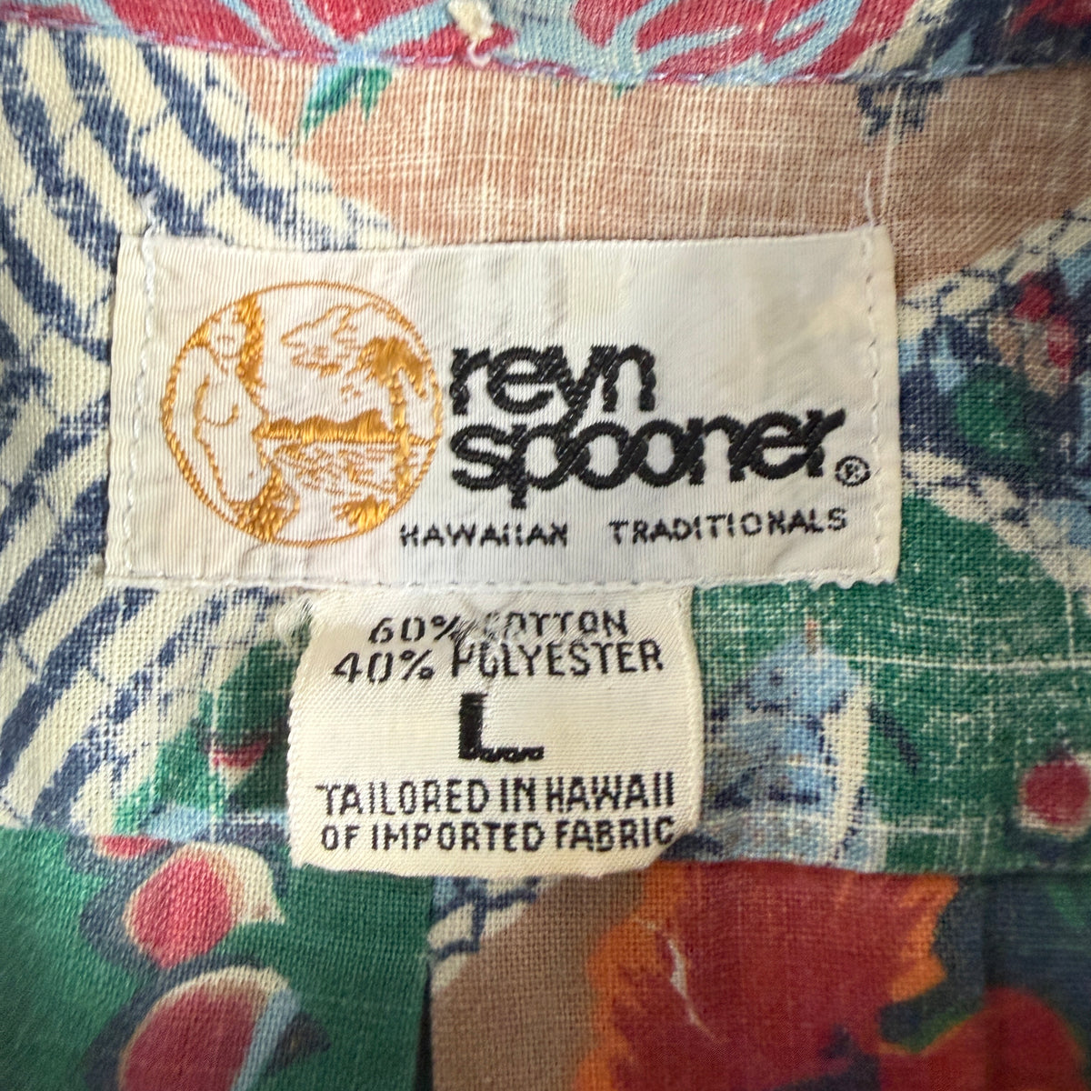 同アロハシャツ ブランドタグ reyn spooner HAWAIIAN TRADITIONALS 素材・ハワイ縫製表記
