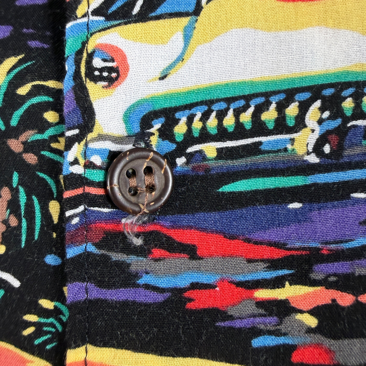Reyn Spooner ART OF EDDY Y アロハシャツ XL ボタン詳細