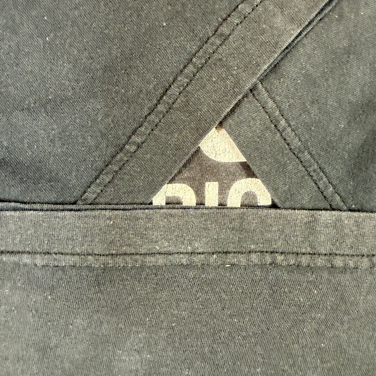 同Tシャツ 裾のダブルステッチ