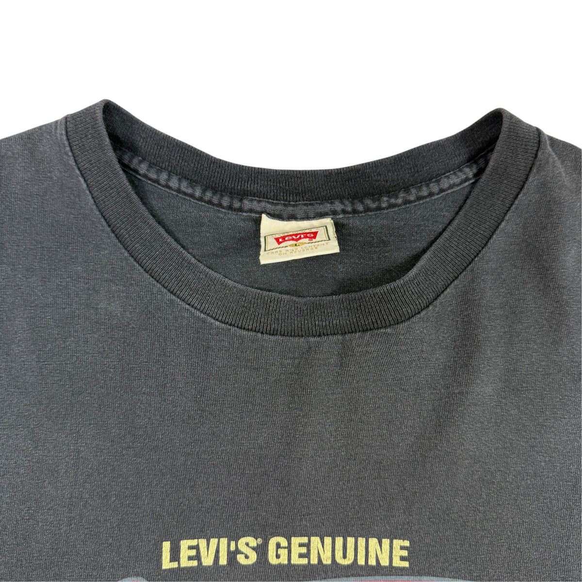 同Tシャツ 首元