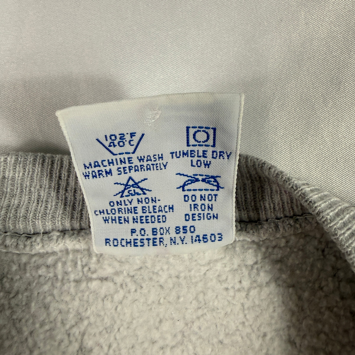 洗濯表示タグ ROCHESTER N.Y. 表記