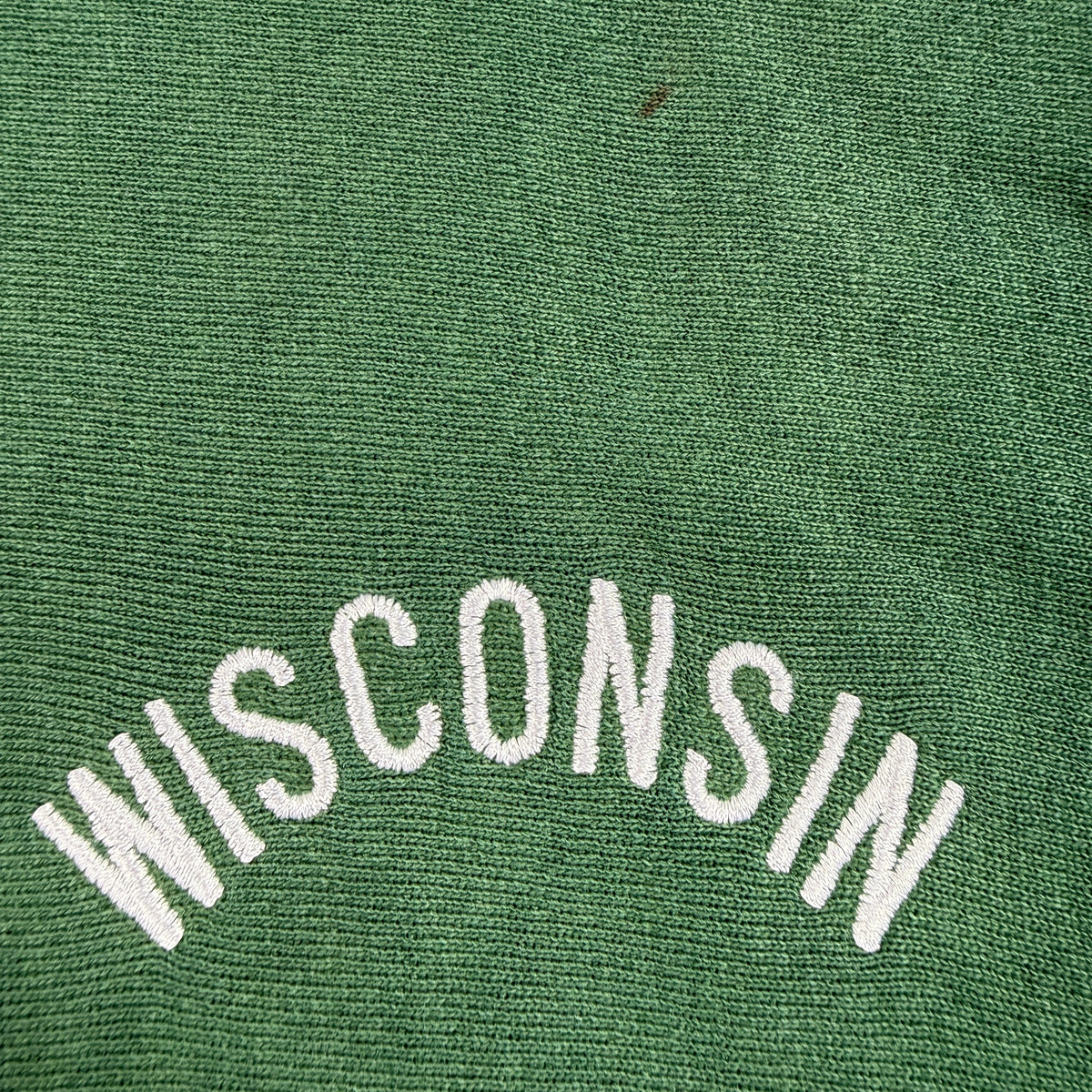 90's Champion リバースウィーブ WISCONSIN グリーン スウェット XL 左胸 WISCONSIN アーチ刺繍 超寄り