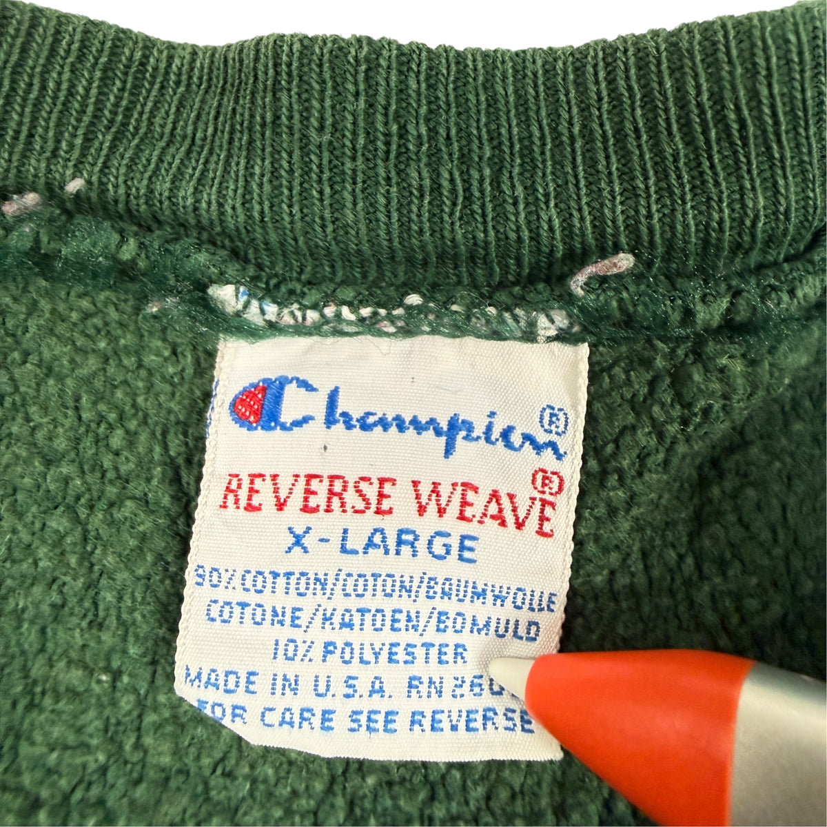 90's Champion リバースウィーブ WISCONSIN グリーン スウェット XL 刺繍タグ X-LARGE MADE IN U.S.A. RN 26094 寄り