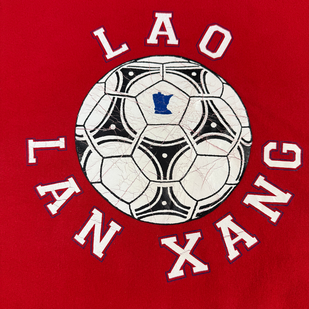 90's Champion リバースウィーブ LAO LAN XANG レッド スウェット XL 胸 サッカーボールと文字 寄り