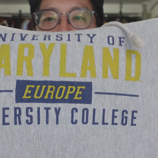 00's Champion リバースウィーブ UNIVERSITY OF MARYLAND EUROPE グレー パーカー L 紹介ショート動画（AIナレーション）