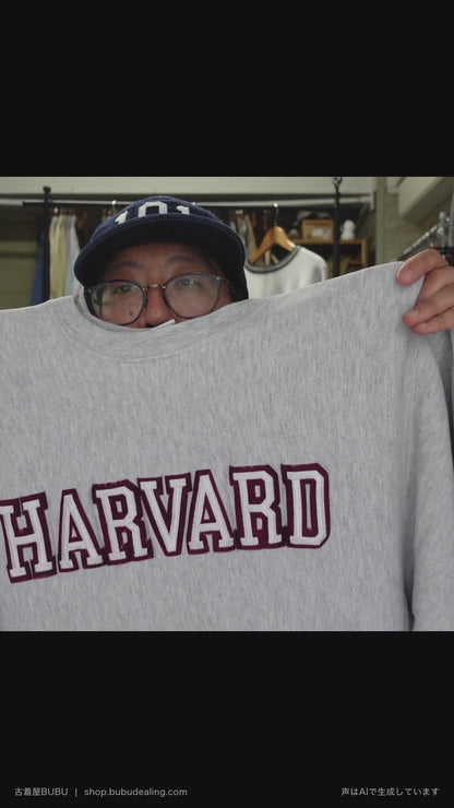 90's Champion リバースウィーブ HARVARD 布アップリケ グレー スウェット XXL 紹介ショート動画（AIナレーション）
