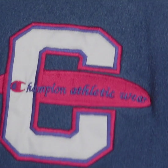 90's Champion リバースウィーブ Cエンブレム刺繍 ワンポイント ネイビー M USA製 紹介ショート動画（AIナレーション）